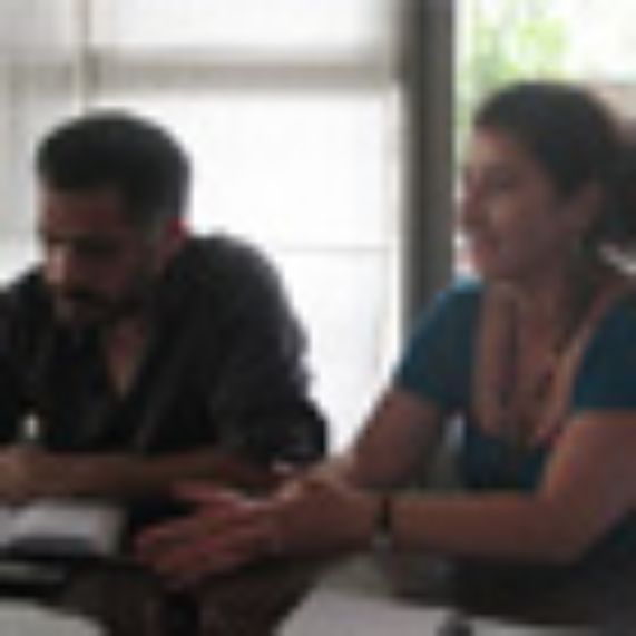 Los periodistas de La Nación Luis Narváez y Nancy Arancibia en su visita al ICEI.